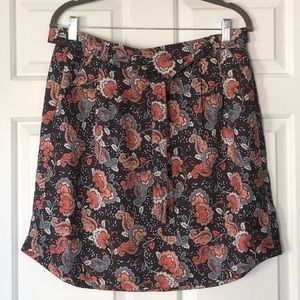Loft midi Skirt with pockets. Size M. New without tag.